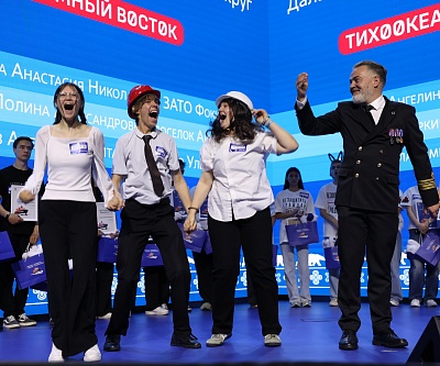 4 школьника из Дальневосточного федерального округа отправятся в научно-просветительскую экспедицию к Северному полюсу